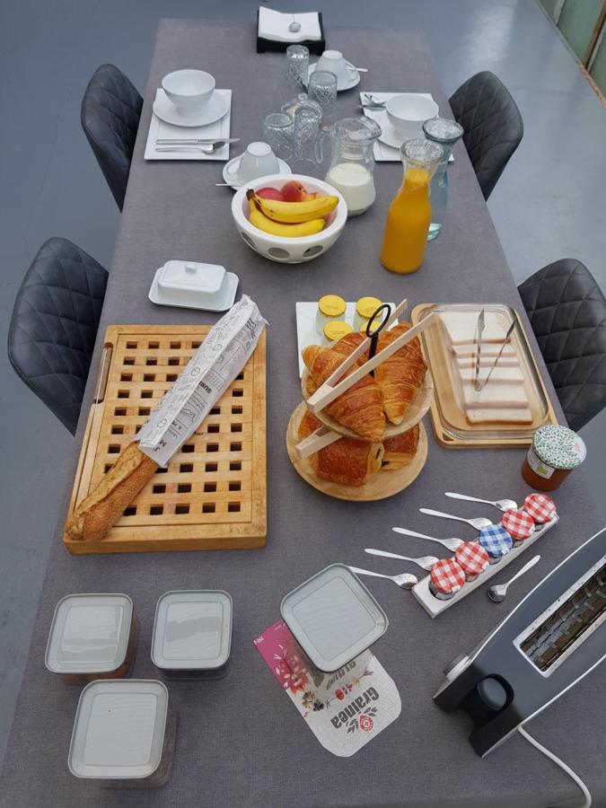 Bed and Breakfast Domaine De Baise Feugarolles Esterno foto