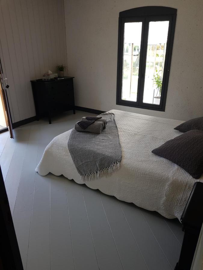 Bed and Breakfast Domaine De Baise Feugarolles Esterno foto